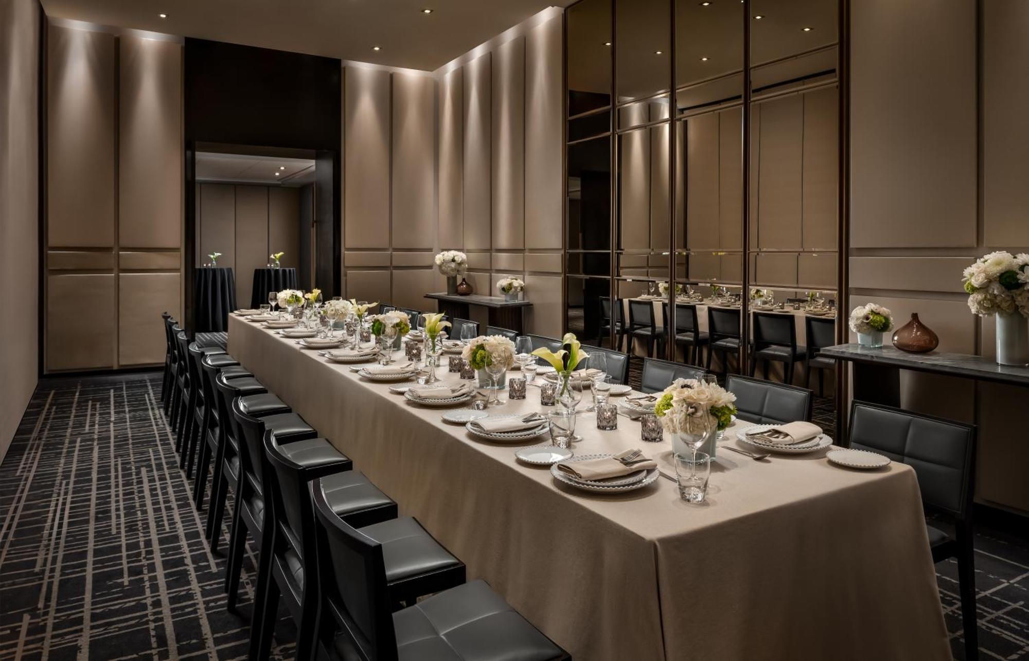 The Hazelton Hotel Торонто Экстерьер фото